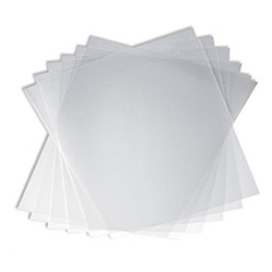 Feuilles de plastique transparent / 100
